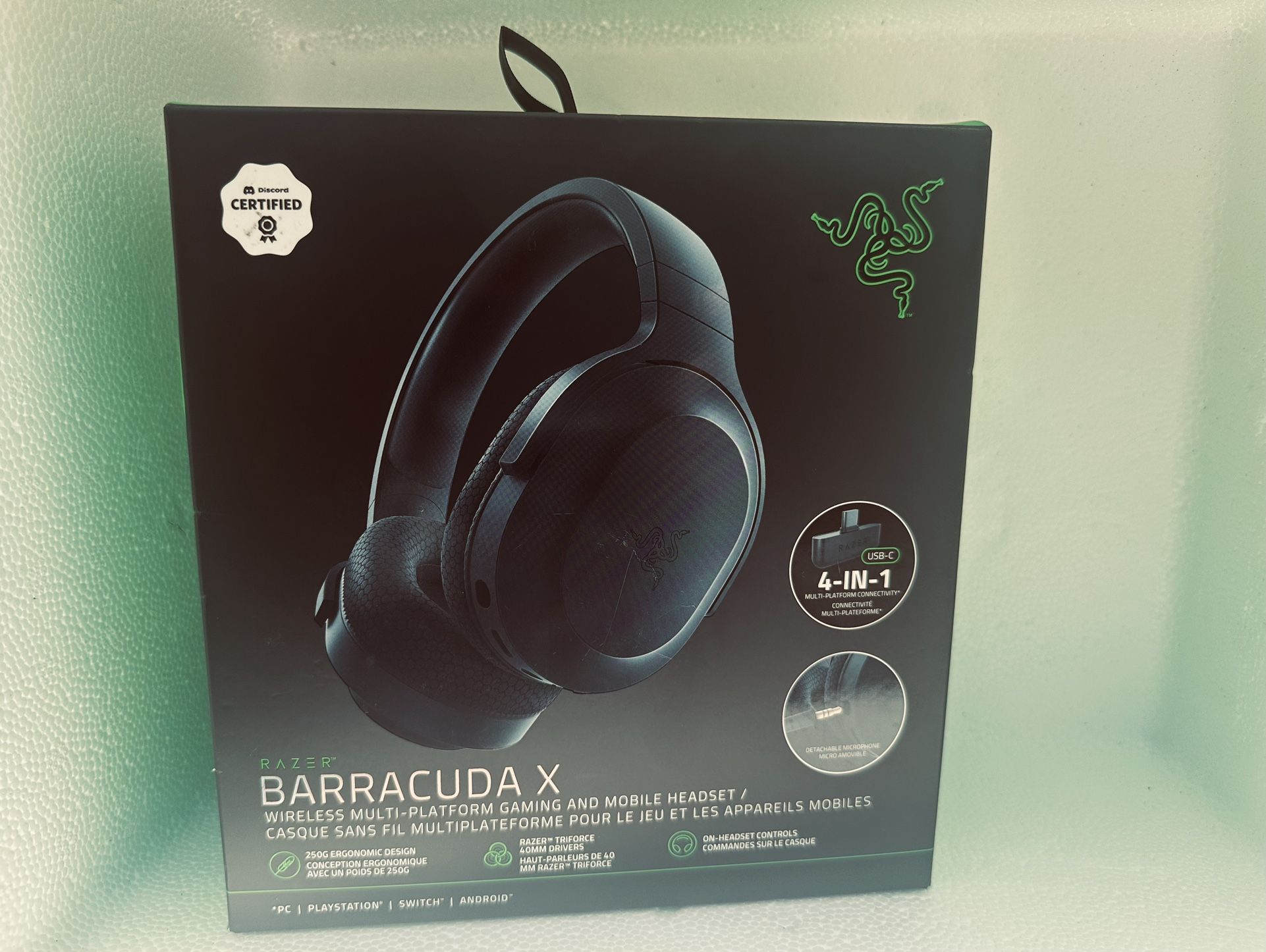 Razer Barracuda Wireless Gaming & Mobile Headset (PC, Playstation, Switch, Android, iOS