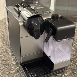  Nespresso DeLonghi Latissima - Leaks Sold As-Is