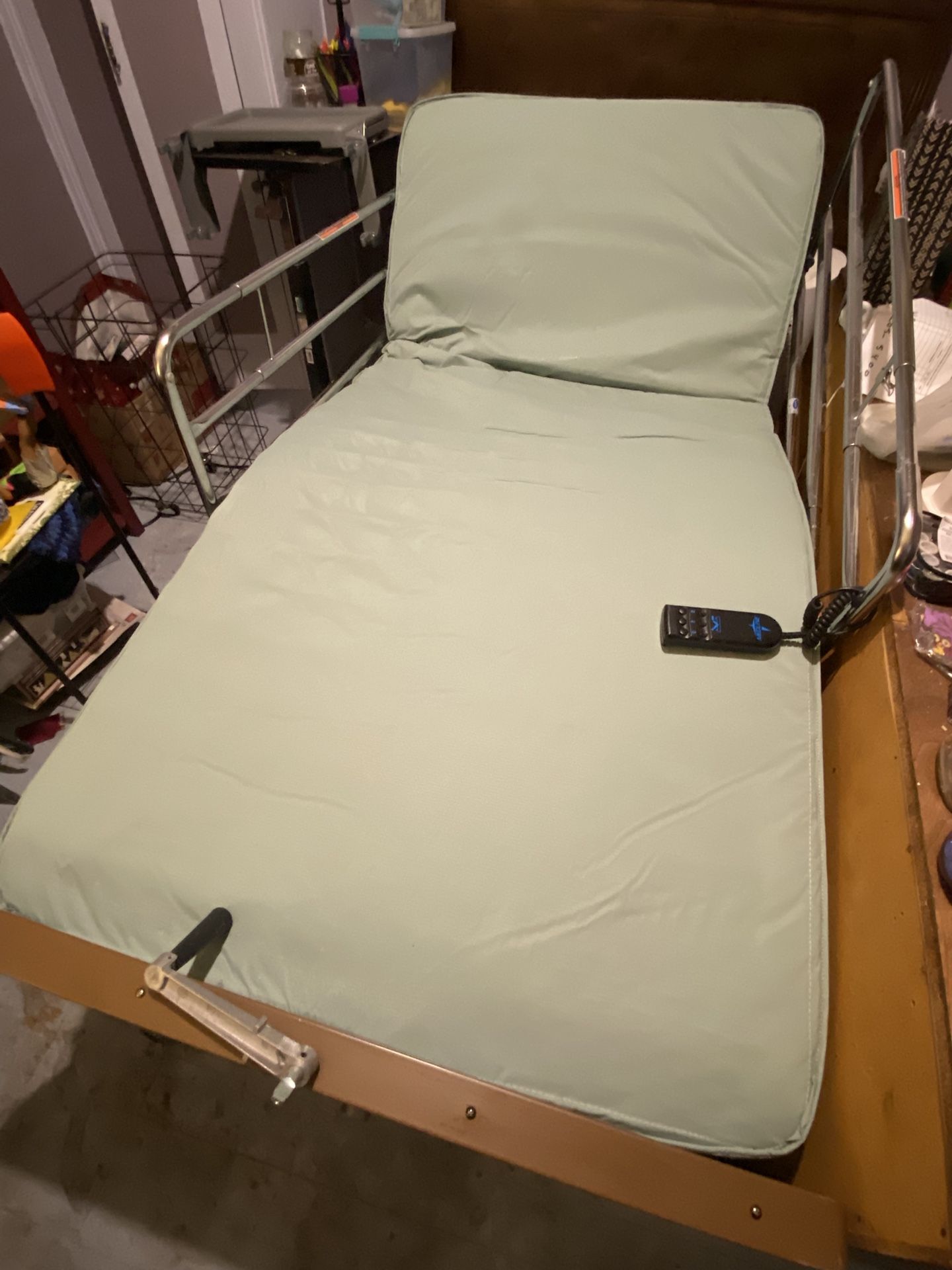 Invacare Medline Fully Electric Hospital Bed With Remote Great Condition