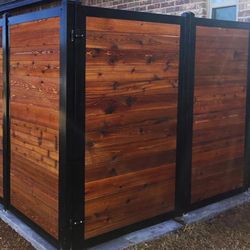 Aluminum And Wood Fence 