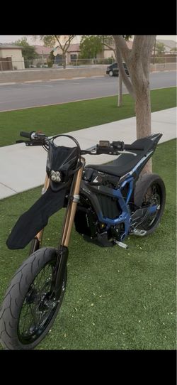 Surron Ultra Bee 2026