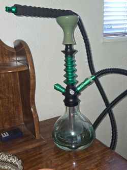 Glass vase no flaws pearlized green glass see pics