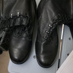 Black Leather Rouper Boots. Men's 9 1/2.   All Leather UPPER. 