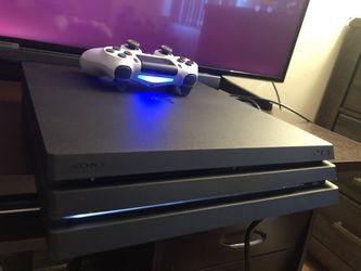 PS4 Pro 1 TB GREAT CONDITION