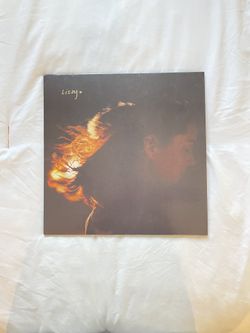 Lizzy McAlpine “five seconds flat” SIGNED Vinyl Record