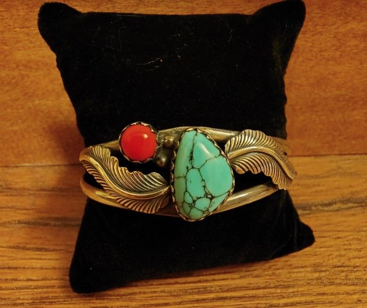 Gorgeous Sterling Silver Turquoise And Coral Signed Bracelet