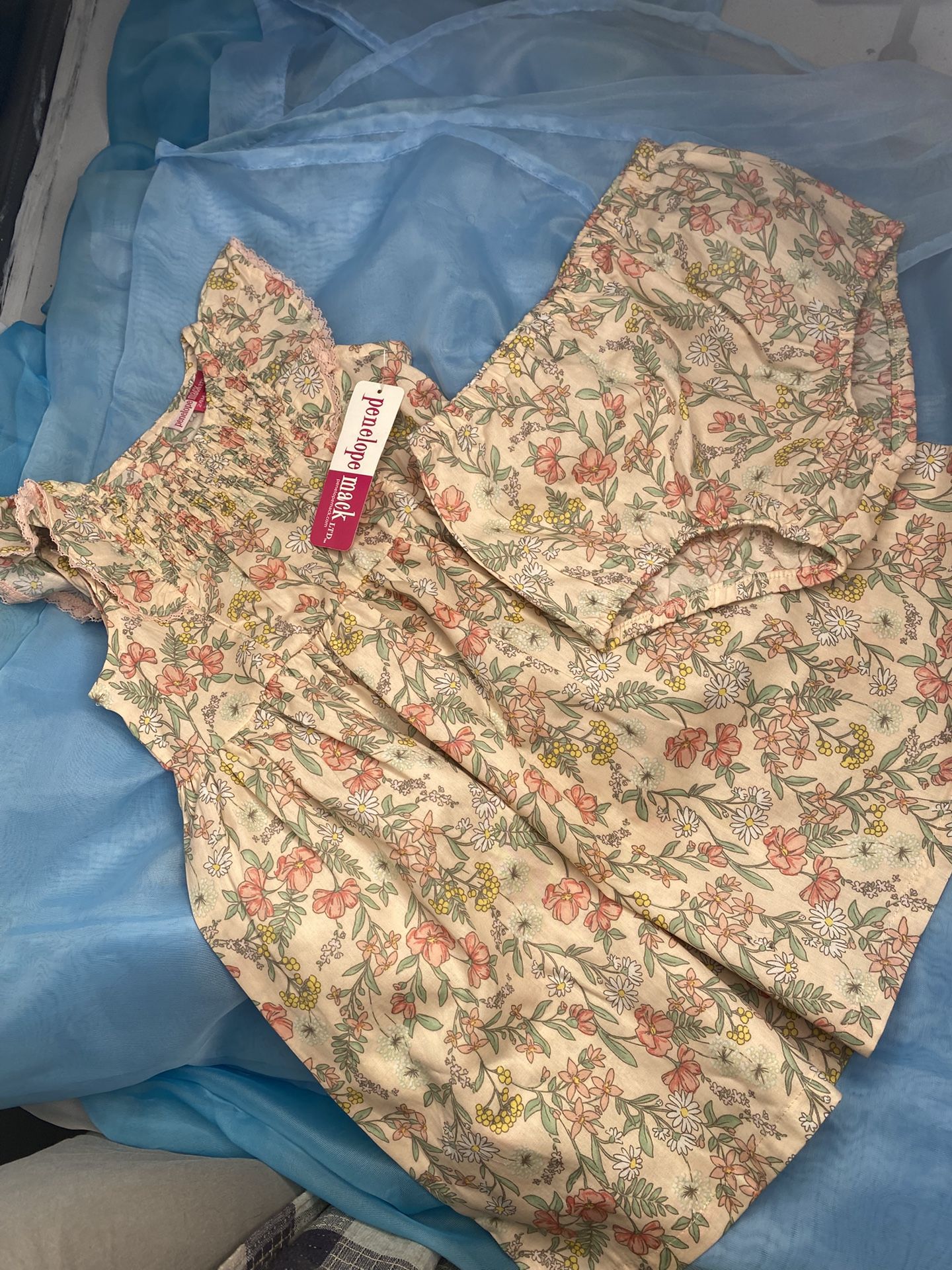 Welcome To Hylah’s Closet  Fly Girl Gently Worn Fashion’s 100% Authentic Check Back Soon For The Fashions! More To Come 