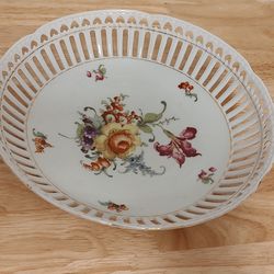 German Reticulated Dish