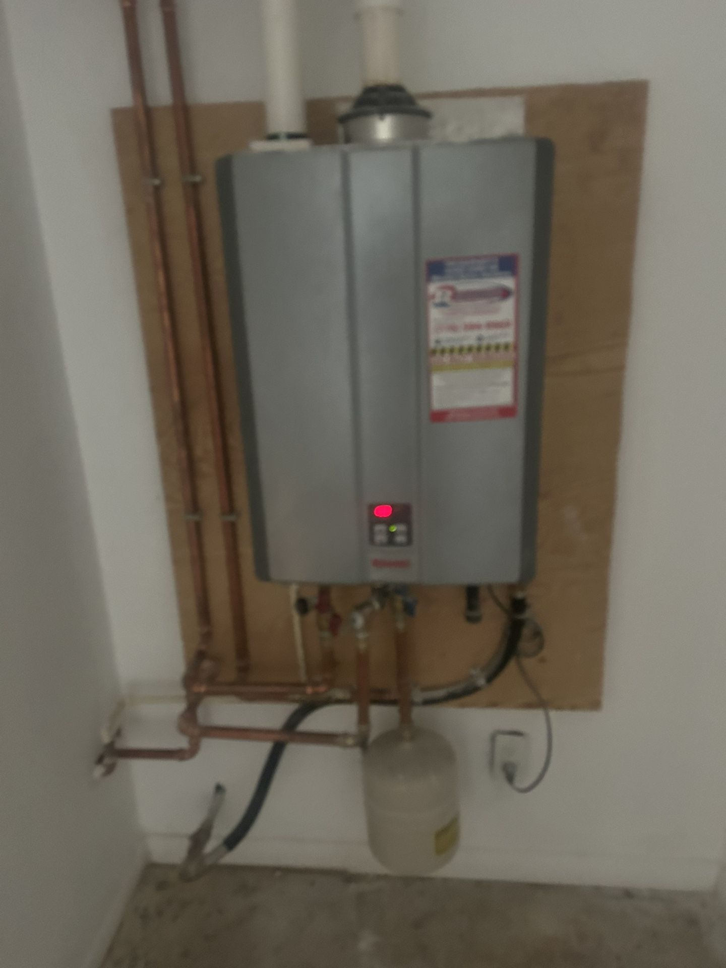 Gas, hot water heater