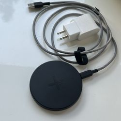 IKEA White Wireless Charger & Cable Set With Adapter 