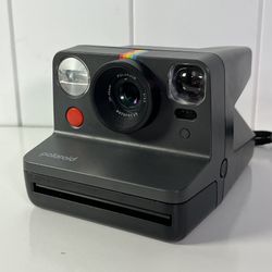 Polaroid Now instant camera 