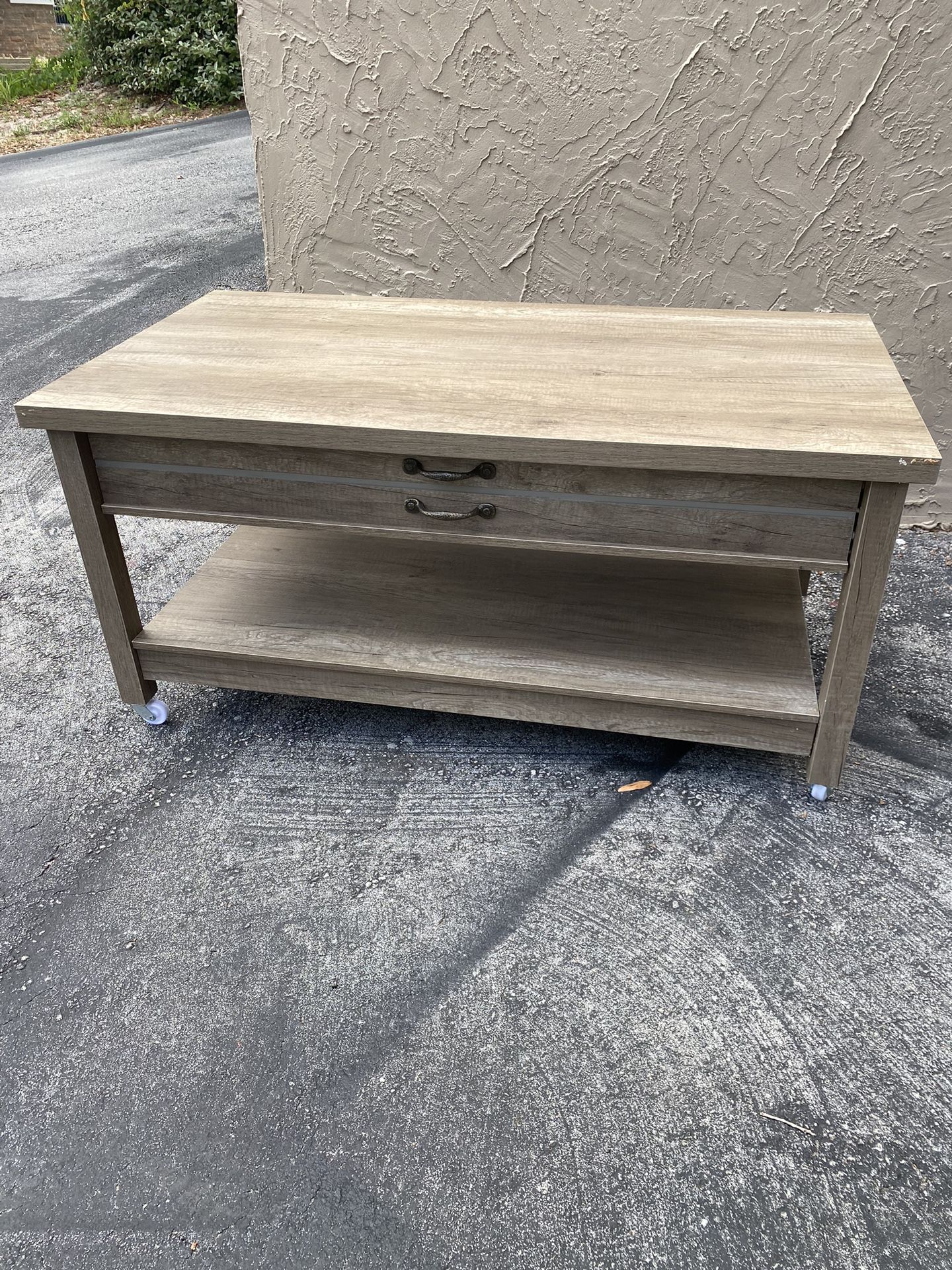 Gray Pull Up Coffee Table