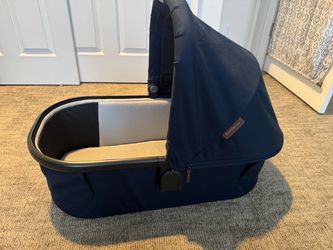 Uppababy bassinet v3