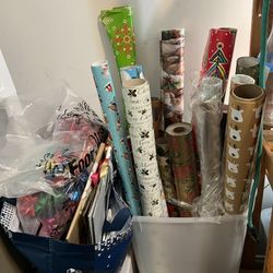 Wrapping paper, Gift Bags, Bows-FREE