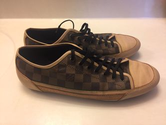 Authentic Louis Vuitton men's shoes size 9 with alligator skin for Sale in  Downey, CA - OfferUp