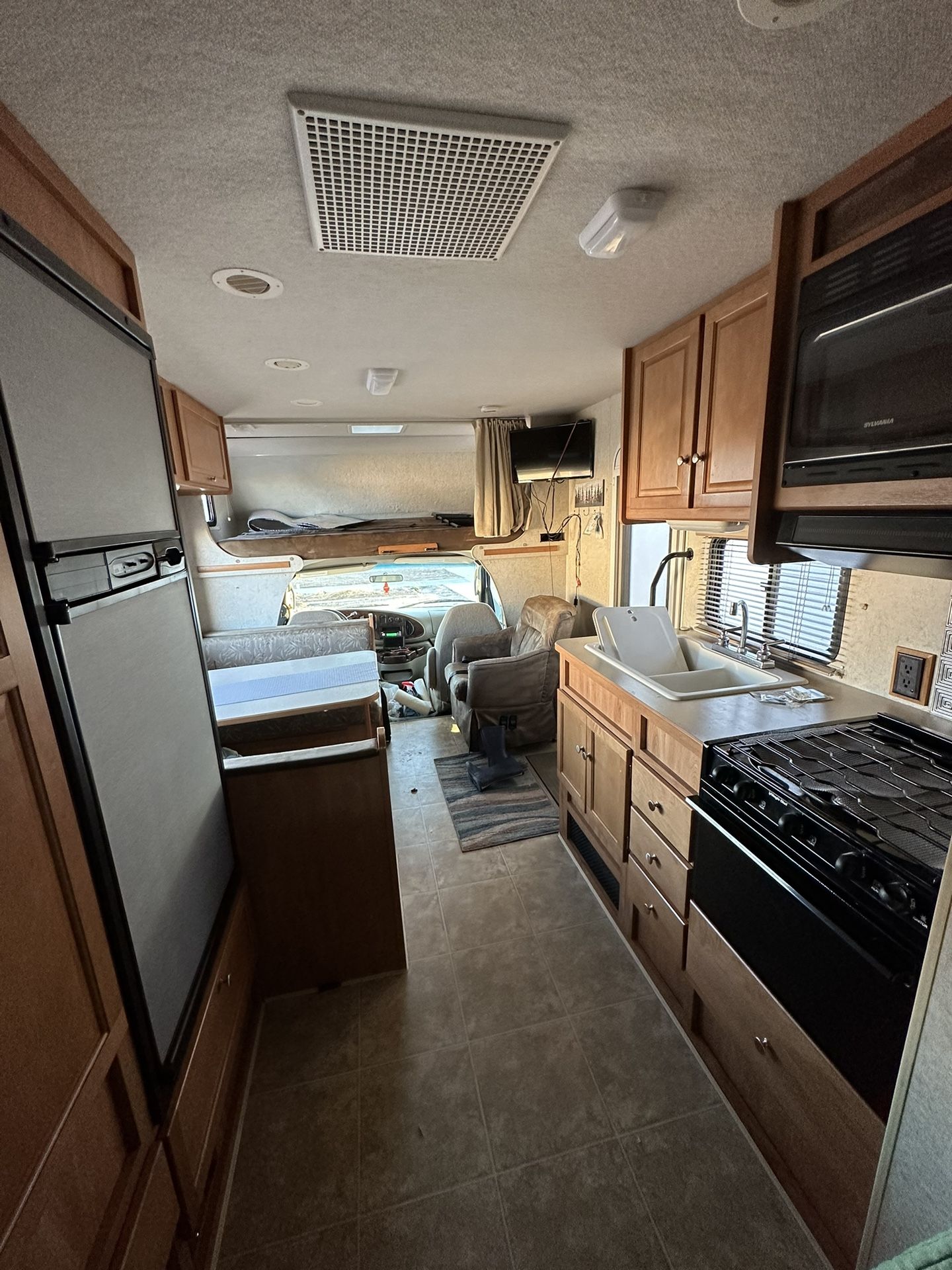 2008 Winnebago 2009 Access WF224VR