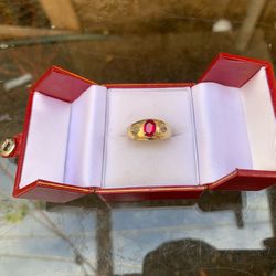 Red Stone 10k Gold Pinky Ring 
