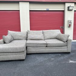 Comfy Nice Gray Sectional Couch 🔥🔥🔥