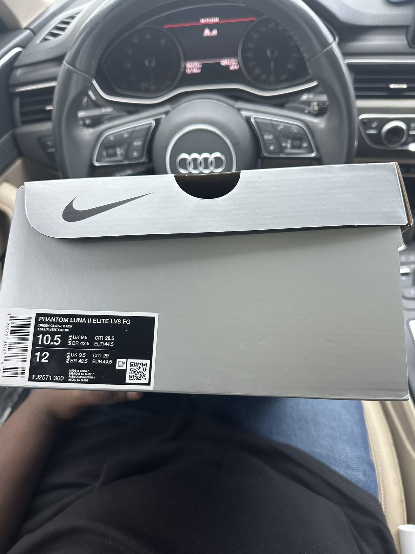 Nike Phantom Luna II Elite LV8 FG