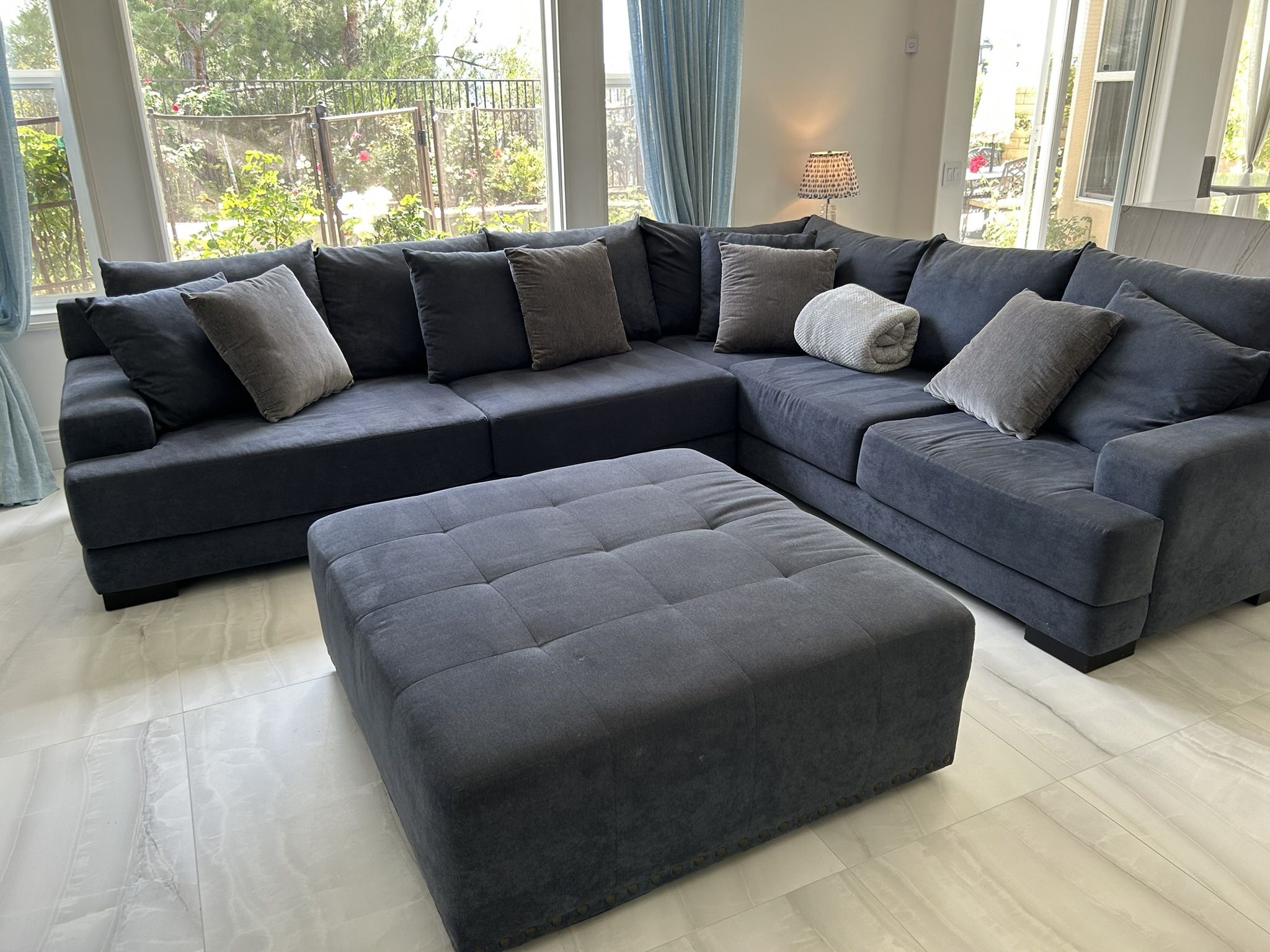 Sectional Sofa