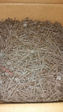 Ruber washer nail