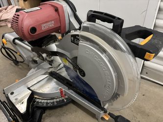 Chicago Elect 12 Inch Miter Saw