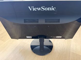 ViewSonic  and LG Desktop Monitors with Stand