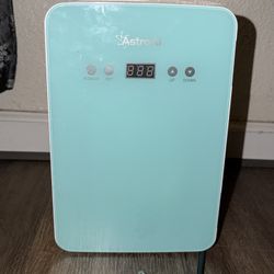 Skin Care Refrigerator 