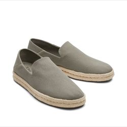 Tom’s Santiago Loafer