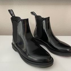 Women’s Dr Marten Glossy Ankle Chelsea Rain Boots
