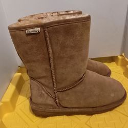Bearpaw Elle winter boots. Size 9