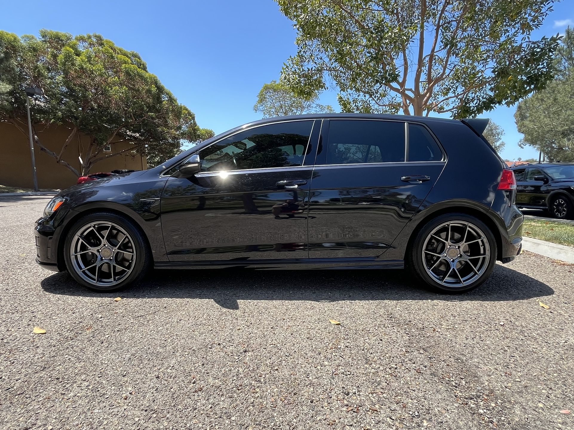 2016 Volkswagen Golf R