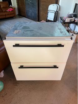 Sub-Zero ID-30R 30” Refrigerator Drawers | Not Cooling | As-Is