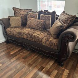 Sofa & Loveseat 