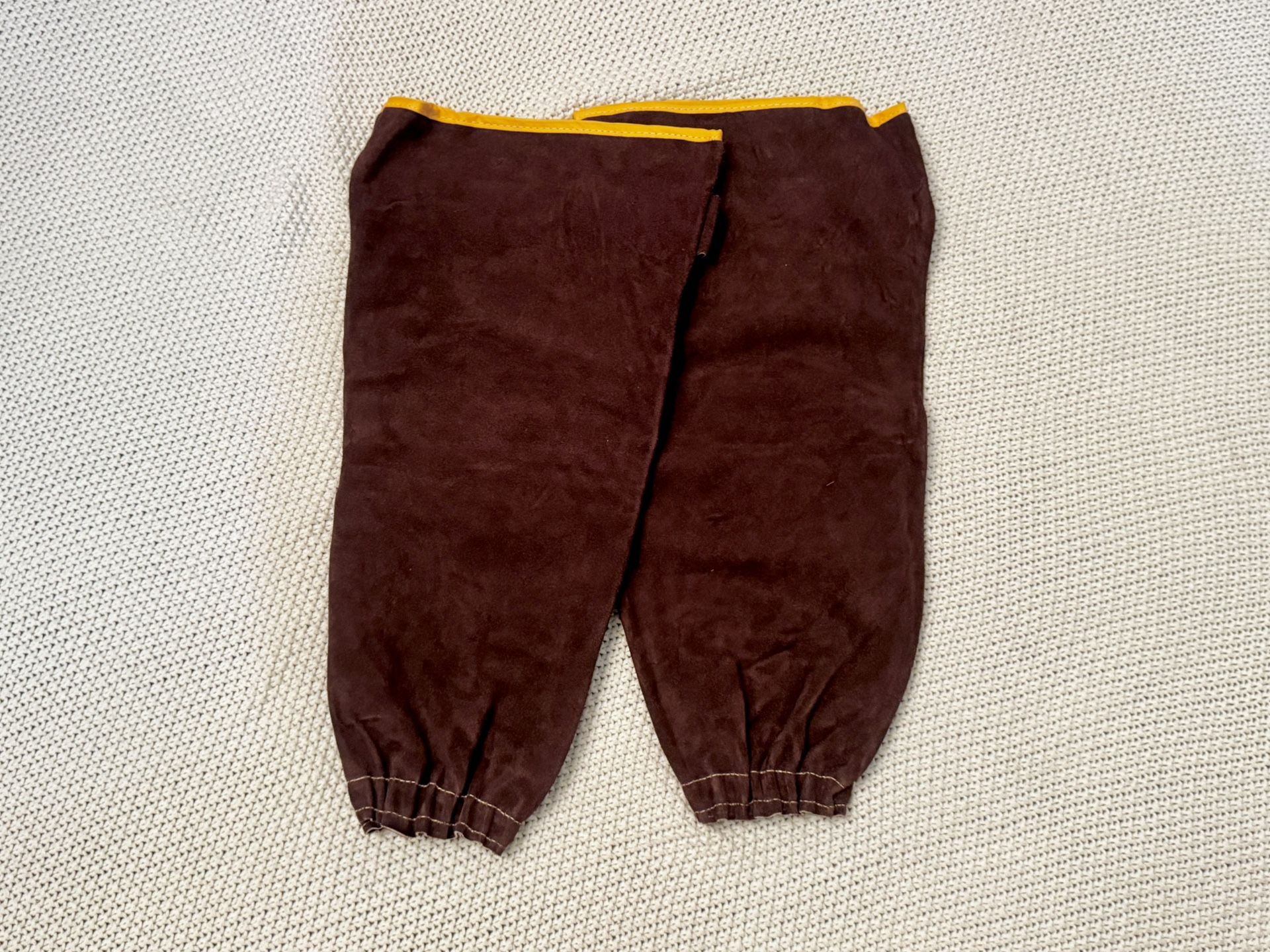 $35 New Premium Heat Resistant Leather Welding Sleeves, Kevlar Stitching Cowhide Work Sleeve for Arms