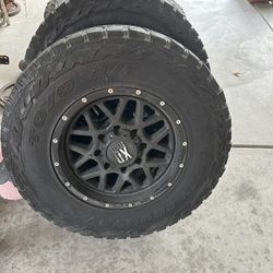 Kmc Grenade Wheels, Toyo Tires, Chevy 8 Lug 