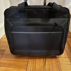 Amazon Basics Rolling Laptop case/bag