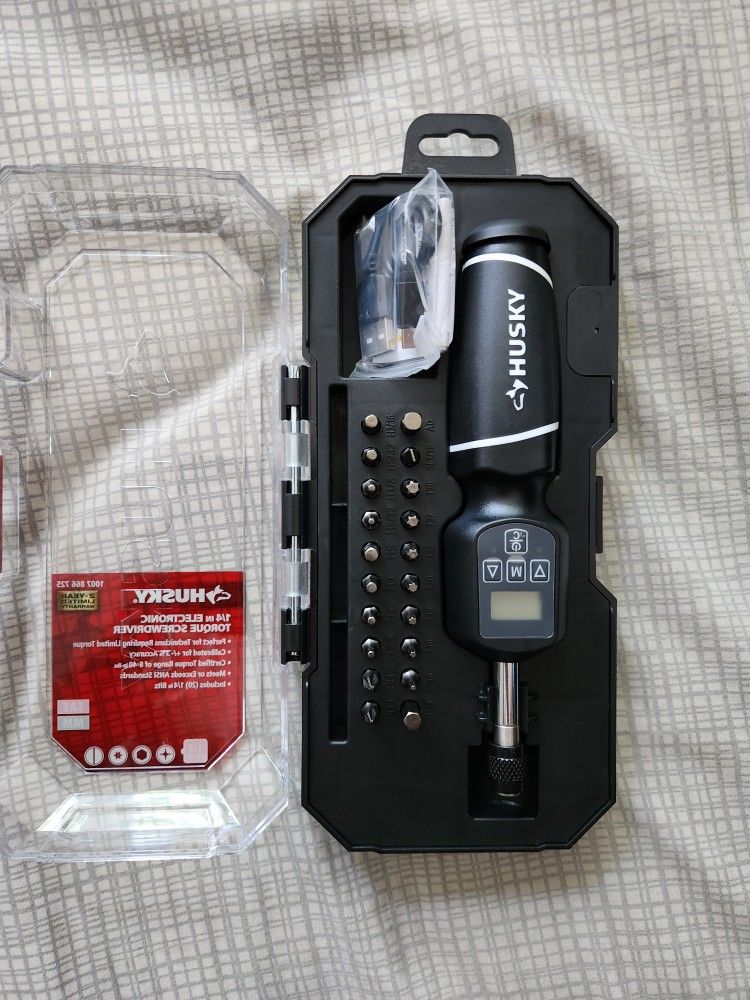 Husky 1/4 Electronic torque screwdriver. new