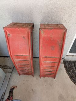 Metal car ramps