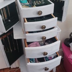 Jewelry Box Filled
