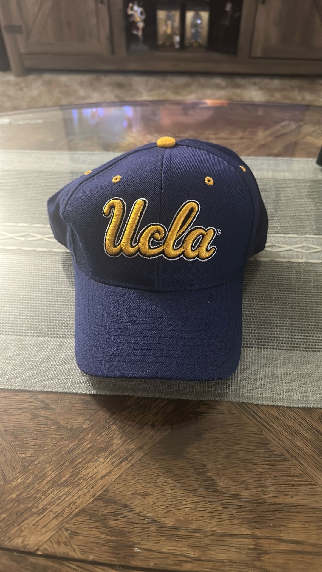 Vintage UCLA Bruins ( Zephyr)