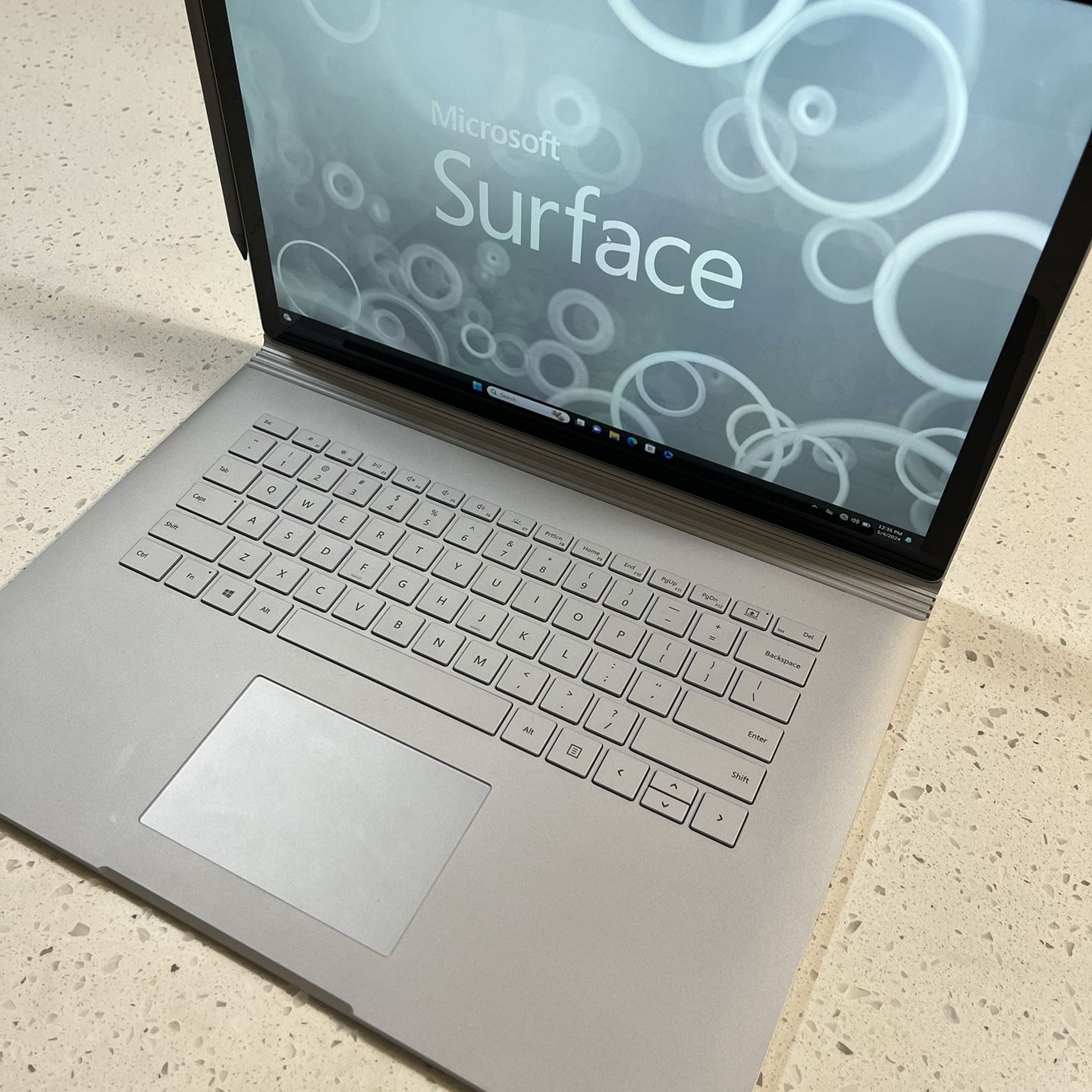 Microsoft Surface Book 2