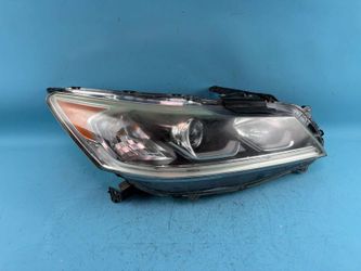 OEM 2016 2017 Honda Accord Halogen With LED Accent Right Headlight 33100-T2A-A81