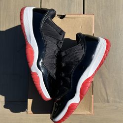 Jordan 11 Retro Low Bred (2025)