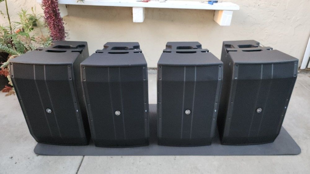 Mackie DRM 12A  Line ARRAY