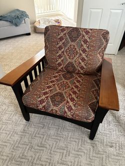 Ethan Allen Chair And Coffee Table