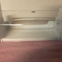 Samsung Refrigerator GUARD-DAIRY  Part #DA97-08060B 