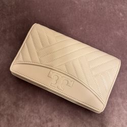 Tory Burch Chain Wallet Crossbody Bag