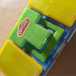 Playdoh chest/accessories $8