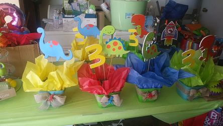 Centros de mesa. Dinosaurio
